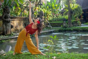 Lacey in Triangle pose, trikonasana yoga pose