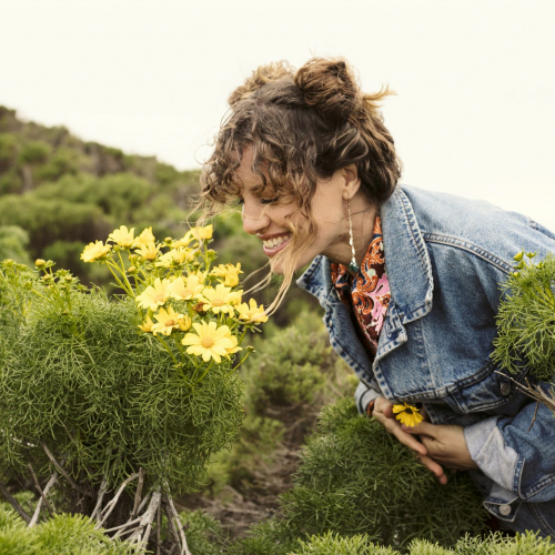 Jeanette Bio Flower