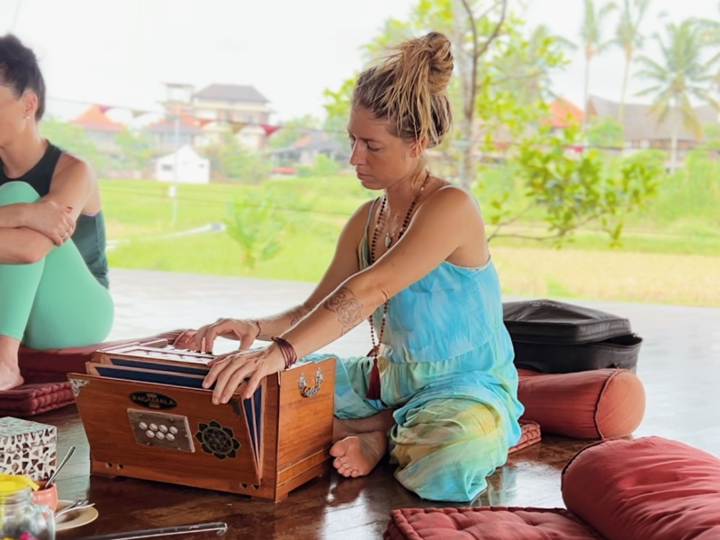 Bali Harmonium