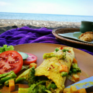 lunchatthebeachshambala
